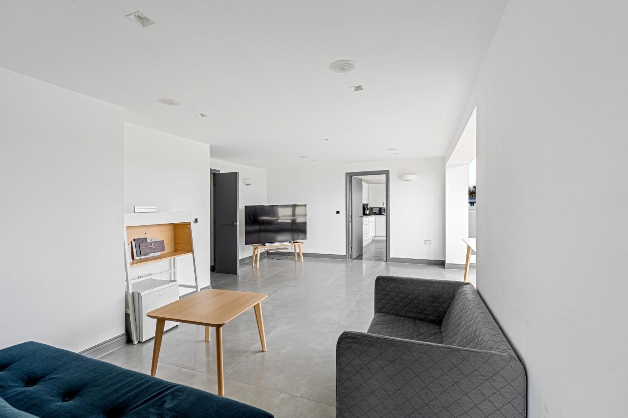 Long Letting - Luxurious 3 Bedroom Penthouse In City Centre - Parking Included! Chelmsford Buitenkant foto