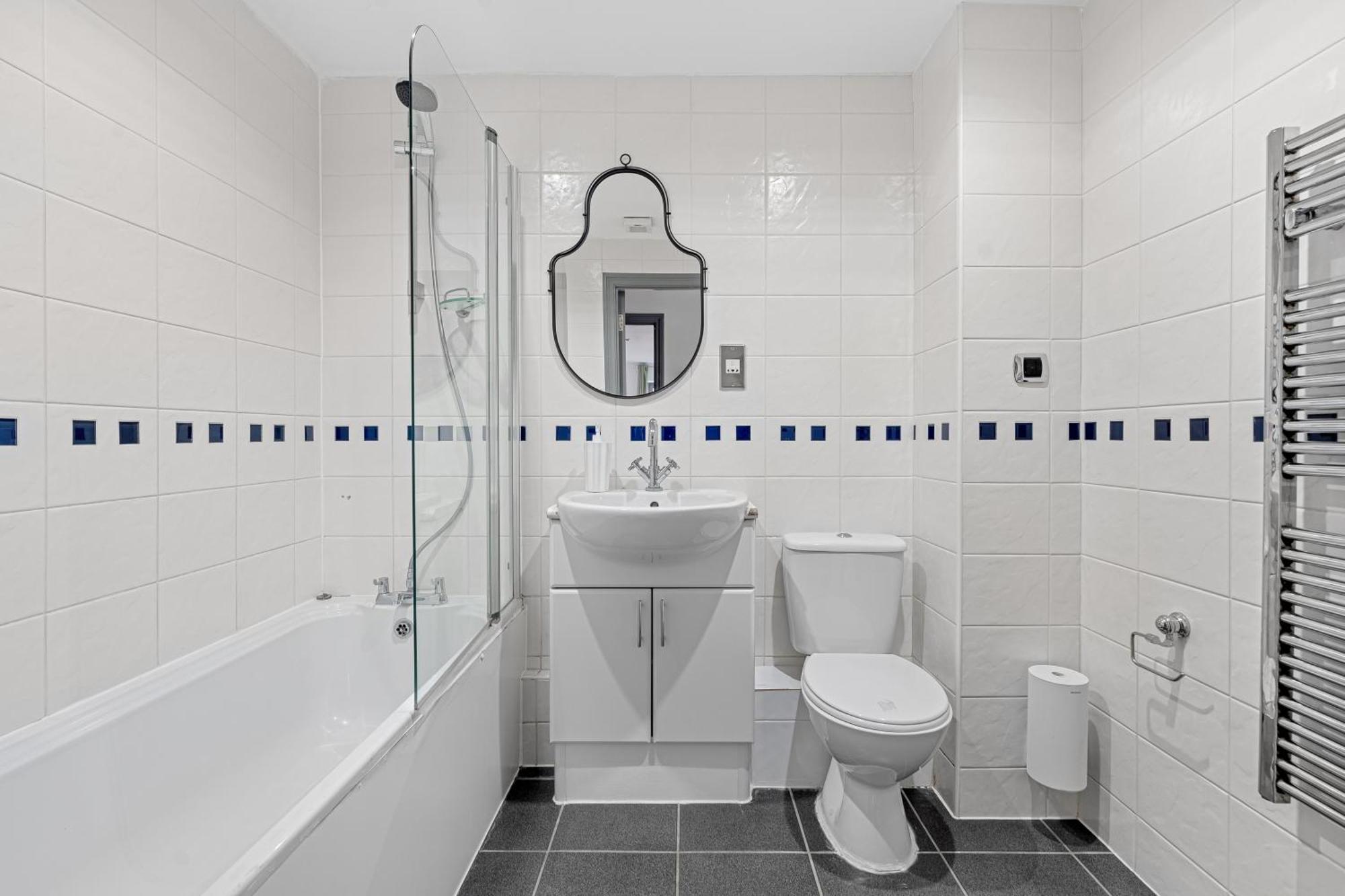 Long Letting - Luxurious 3 Bedroom Penthouse In City Centre - Parking Included! Chelmsford Buitenkant foto